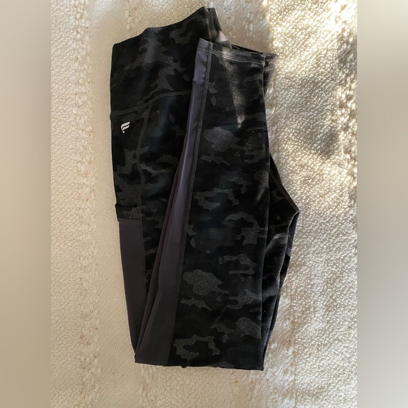 Fabletics Legging! - Picture 3 of 7